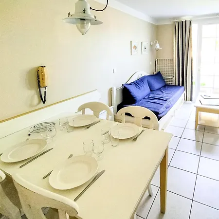 Maison Au Cœur D'un Village Proche Golf Port Et - 5 Pers