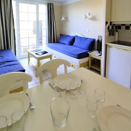 Hébergement de vacances Maison Au Cœur D'un Village Proche Golf Port Et - 5 Pers *