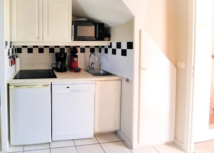 Maison Au Coeur D'un Village Proche Golf Port Et - 5 Pers